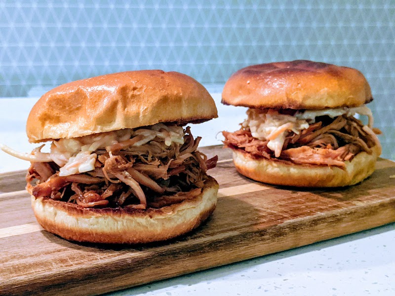 Pulled pork burgers